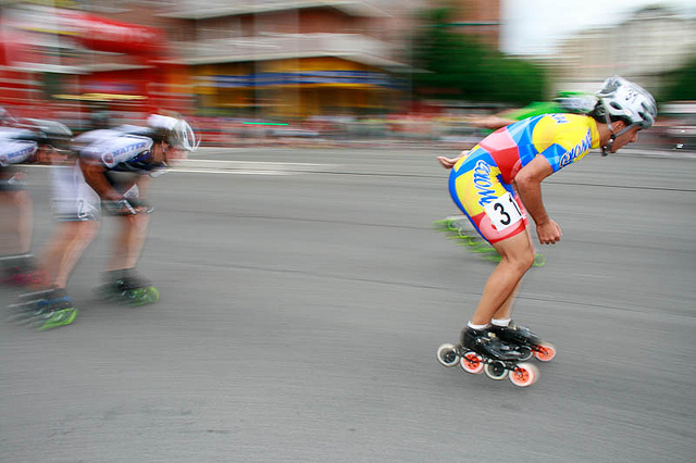 Patinador a gran velocidad