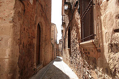 calle de un pueblo