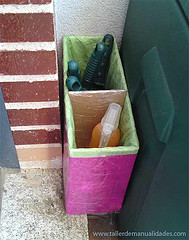 Cajas de cartón con herramientas