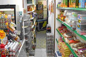 Bienes en un comercio.