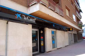 Uno de los negocios básicos de las cajas y bancos es la oferta de depósitos